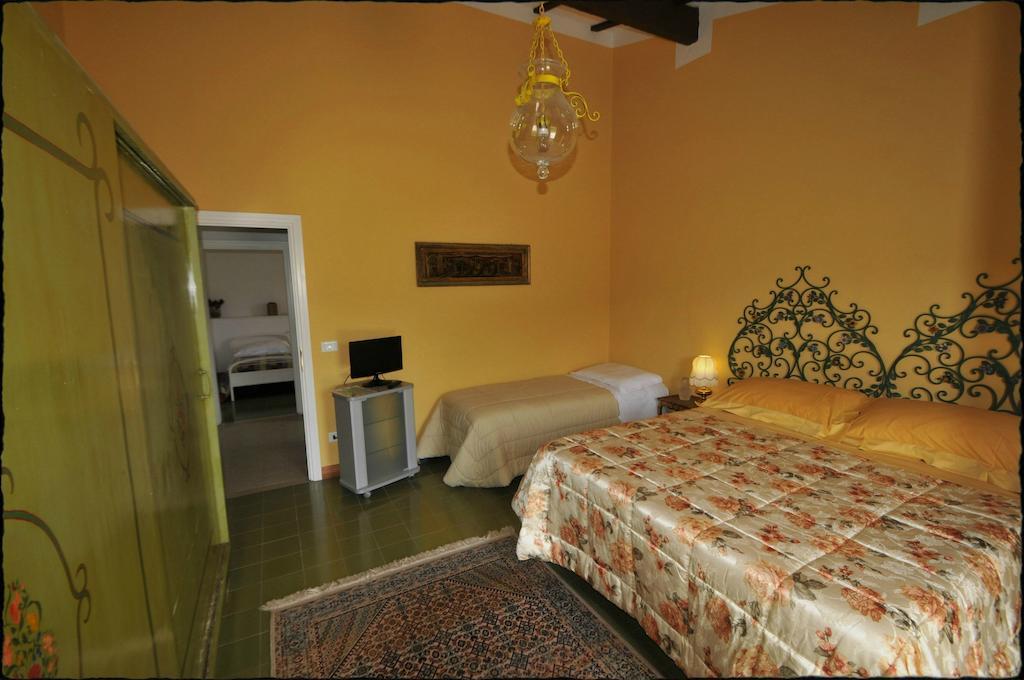 Olivia B&B And Apartment Cantagrillo Екстер'єр фото